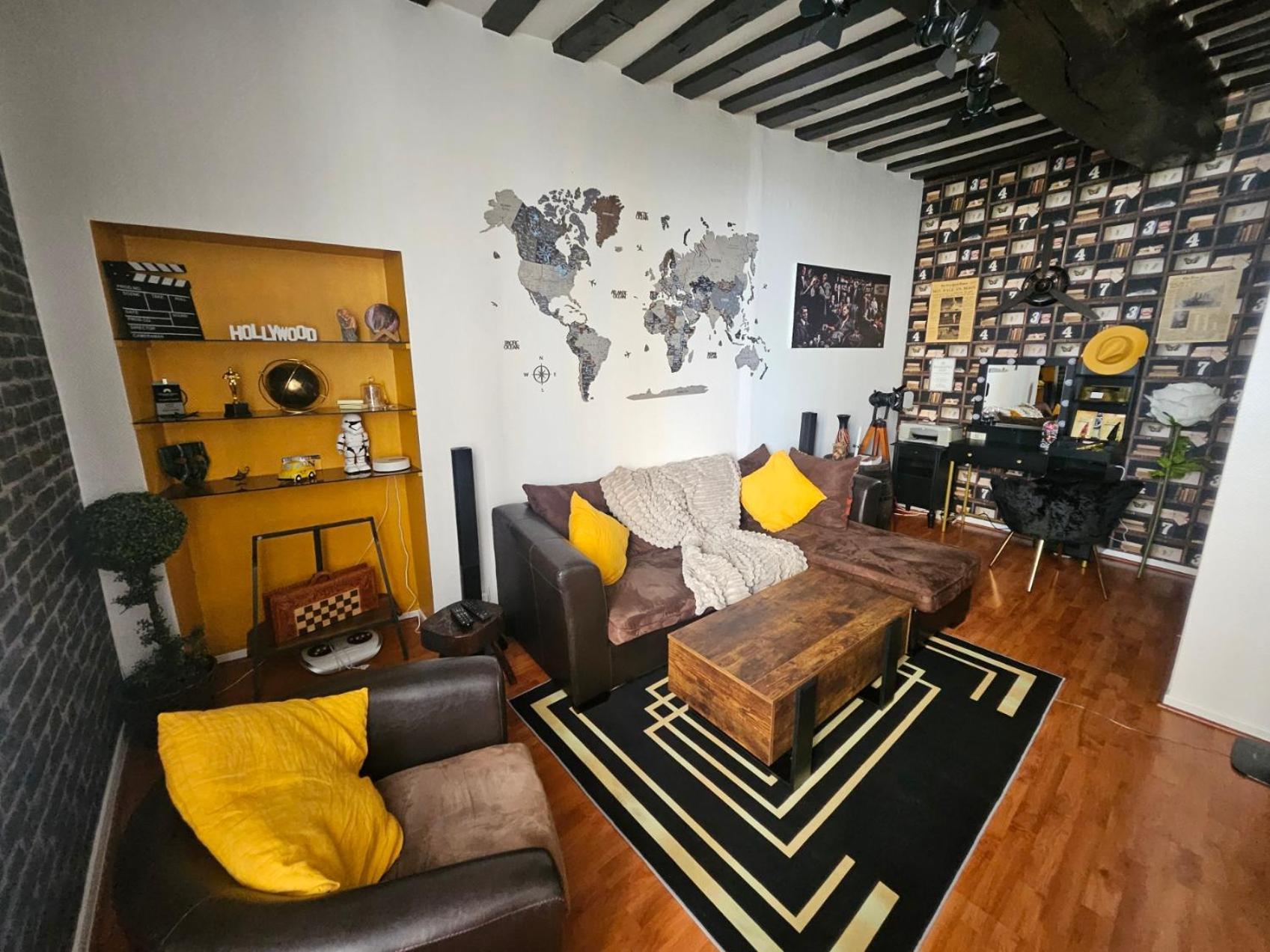 "Studio Cinema" Осер Экстерьер фото